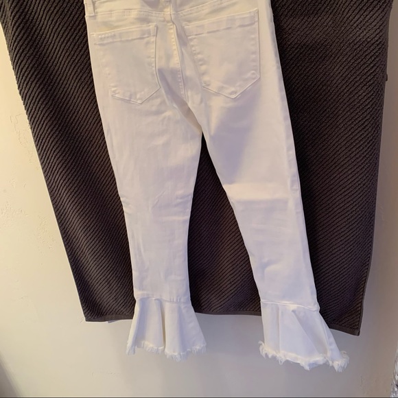 BLANK NYC Jeans in White w/ Bell Bottoms - Picture 7 of 9